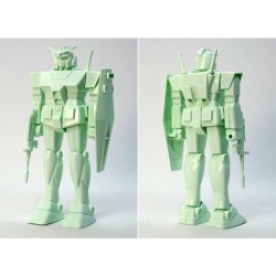 Bandai Model Kit FG Gundam RX-78 1:144 (not colored)